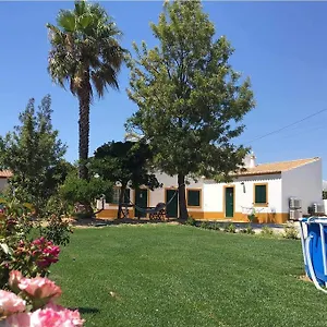 Quinta Rosa Branca Guest house